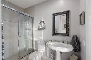 2833 NE 32nd St, Lighthouse Point, FL 33064 - Photo 33