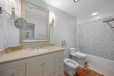 2500 Parkview Drive #2516, Hallandale Beach, FL 33009 - Photo 23