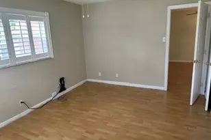 7300 NW 5th Ct, Margate, FL 33063 - Photo 9