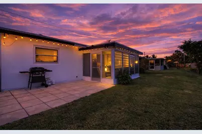 4804 NW 27th Terrace, Tamarac, FL 33309 - Photo 3