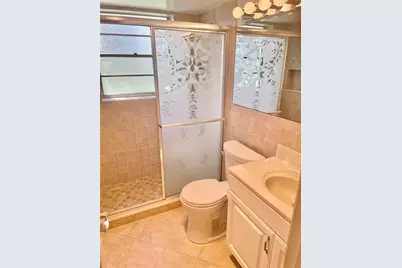 40 Keswick B #40, Deerfield Beach, FL 33442 - Photo 13