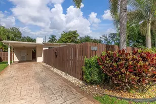 1717 SW 12th Ct, Fort Lauderdale, FL 33312 - Photo 3