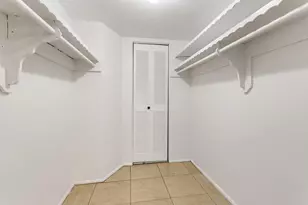 4090 NW 42nd Ave, Lauderdale Lakes, FL 33319 - Photo 17