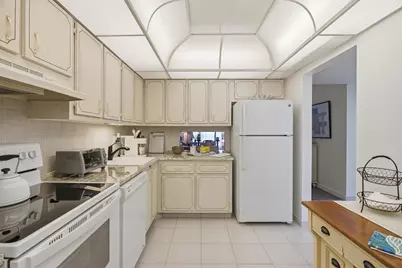 2991 NW 46 Avenue #410, Lauderdale Lakes, FL 33313 - Photo 15