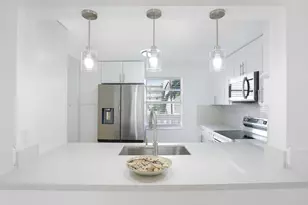 401 SE 3rd St, Dania Beach, FL 33004 - Photo 3