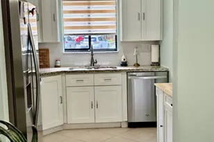 7322 Ashmont Cir, Fort Lauderdale, FL 33321 - Photo 5