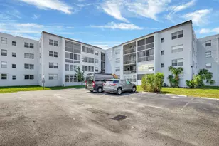 2800 Somerset Dr, Lauderdale Lakes, FL 33311 - Photo 27