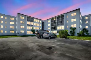 2800 Somerset Dr, Lauderdale Lakes, FL 33311 - Photo 29