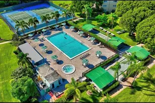 2615 NE 3rd Ct, Boynton Beach, FL 33435 - Photo 1