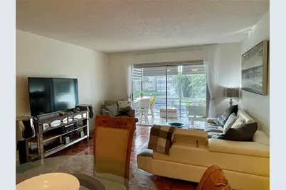 5071 W Oakland Park Boulevard #211, Lauderdale Lakes, FL 33313 - Photo 9