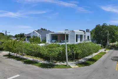 1111 SE 9th Avenue, Fort Lauderdale, FL 33316 - Photo 3