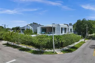 1111 SE 9th Ave, Fort Lauderdale, FL 33316 - Photo 3