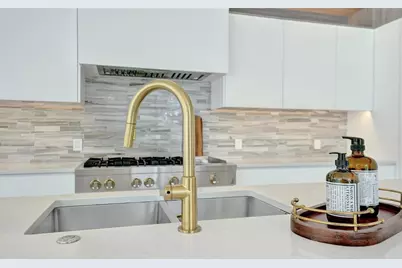 1111 SE 9th Avenue, Fort Lauderdale, FL 33316 - Photo 11