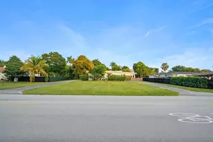 13945 N Miami Ave, Miami, FL 33168 - Photo 17