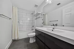 2421 NE 65th St, Fort Lauderdale, FL 33308 - Photo 35