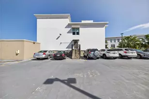 2421 NE 65th St, Fort Lauderdale, FL 33308 - Photo 55