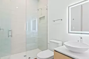 812 SE 12th St, Fort Lauderdale, FL 33316 - Photo 23