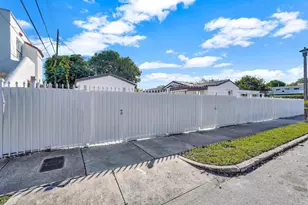 2291 SW 17th St, Miami, FL 33145 - Photo 17