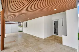 2291 SW 17th St, Miami, FL 33145 - Photo 13