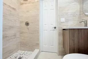 53 NE 16th Pl, Fort Lauderdale, FL 33305 - Photo 9