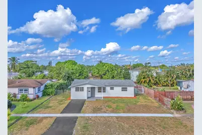 4911 NW 16th Street, Lauderhill, FL 33313 - Photo 7