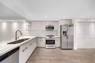 800 E Cypress Ln, Pompano Beach, FL 33069 - Photo 3