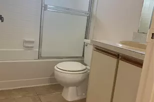 1560 SE Royal Green Cir, Port Saint Lucie, FL 34952 - Photo 7