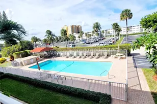 3200 NE 7th Ct Unit, Pompano Beach, FL 33062 - Photo 3