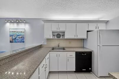 2920 NE 8th Terrace #103, Fort Lauderdale, FL 33334 - Photo 13