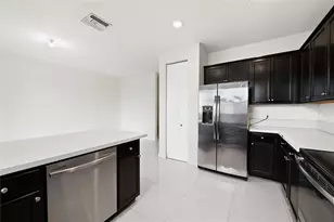 4033 Devenshire Ct, Coconut Creek, FL 33073 - Photo 7