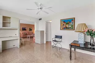 2951 S Palm Aire Dr, Pompano Beach, FL 33069 - Photo 23