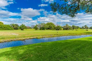 2951 S Palm Aire Dr, Pompano Beach, FL 33069 - Photo 31