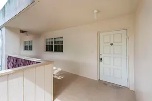 2951 S Palm Aire Dr, Pompano Beach, FL 33069 - Photo 7