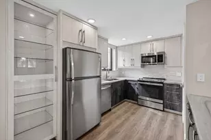 1401 NE 9th St, Fort Lauderdale, FL 33304 - Photo 7