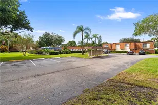 2061 SW 90th Ave, Davie, FL 33324 - Photo 37