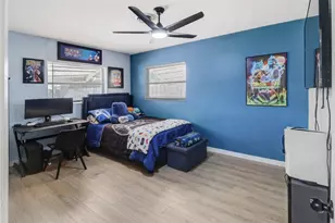 131 NE 55th St, Oakland Park, FL 33334 - Photo 15