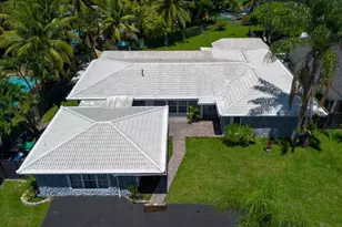 19885 NE 22nd Ave, Miami, FL 33180 - Photo 7