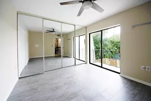 1700 Embassy Dr Unit, West Palm Beach, FL 33401 - Photo 27