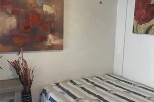 408 SW 68th Ave, Pembroke Pines, FL 33023 - Photo 7