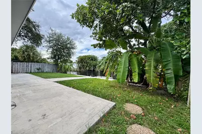 1871 NW 31st Court, Oakland Park, FL 33309 - Photo 27