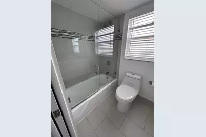 3150 N Palm Aire, Pompano Beach, FL 33069 - Photo 9