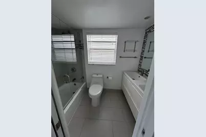 3150 N Palm Aire, Pompano Beach, FL 33069 - Photo 7