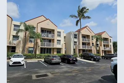 2731 Ocean Club Boulevard #106, Hollywood, FL 33019 - Photo 1