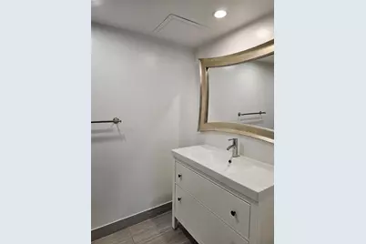 2731 Ocean Club Boulevard #106, Hollywood, FL 33019 - Photo 13