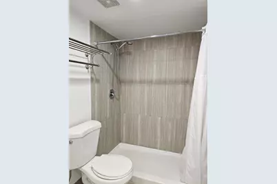 2731 Ocean Club Boulevard #106, Hollywood, FL 33019 - Photo 15