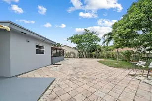 19426 Colorado Cir, Boca Raton, FL 33434 - Photo 31