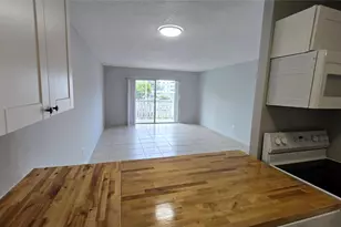 15221 NE 6th Ave, Miami, FL 33162 - Photo 3