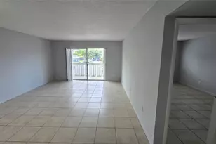 15221 NE 6th Ave, Miami, FL 33162 - Photo 5