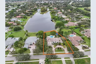 10303 SW 26th Street, Davie, FL 33324 - Photo 5