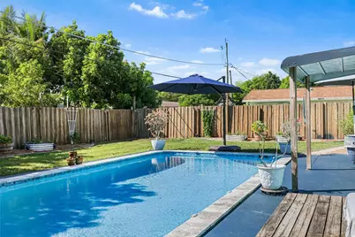 8610 NW 46th Street, Lauderhill, FL 33351 - Photo 35